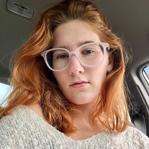 Meet your Posher, Avery